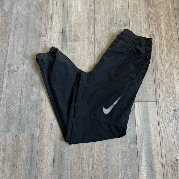 Nike Other - NIKE Boys Jogger Sweatpants Large
